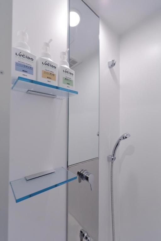 Acro Capsule Hotel Namba Dotonbori Ōsaka Extérieur photo
