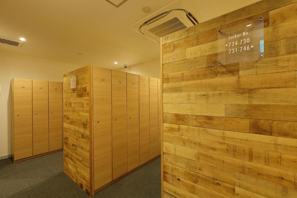 Acro Capsule Hotel Namba Dotonbori Ōsaka Extérieur photo